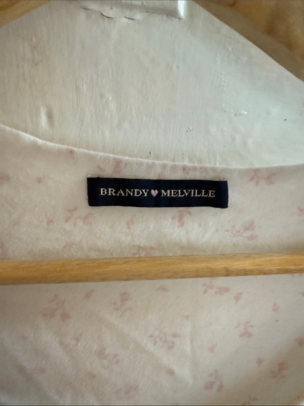 Brandy Melville White Top with Pink Floral Print Ruched V-Neck - Picture 2 of 2